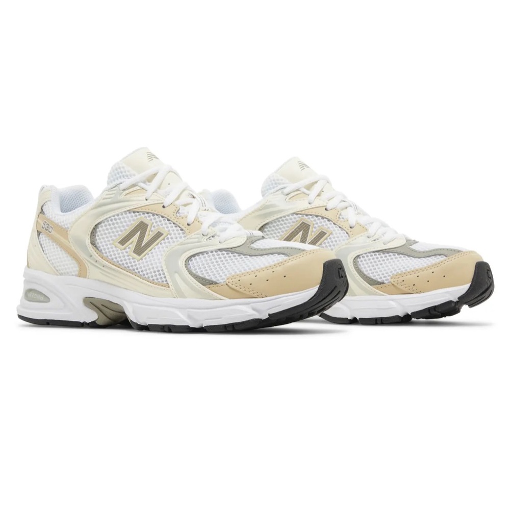 New Balance 530 'Beige Silver' Sneakers/Tennis Shoes